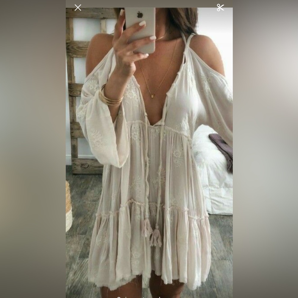 ISO! HELP! LOOKING FOR THIS COVERUP/DRESS!